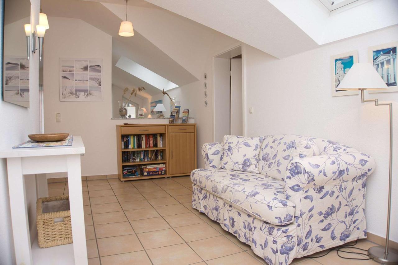 Balkon Mit Traumhaften Meerblick, Gratis Nutzung Vom Ahoi Erlebnisbad Und Sauna In Sellin Duenenhaus Fewo05 Goehren  Buitenkant foto